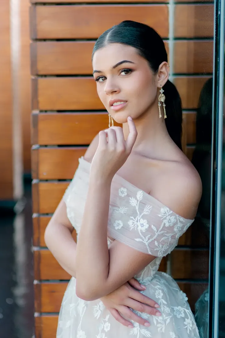 Locket Lorina with Topper Style #11724 #5 frontface vertical cropped picture