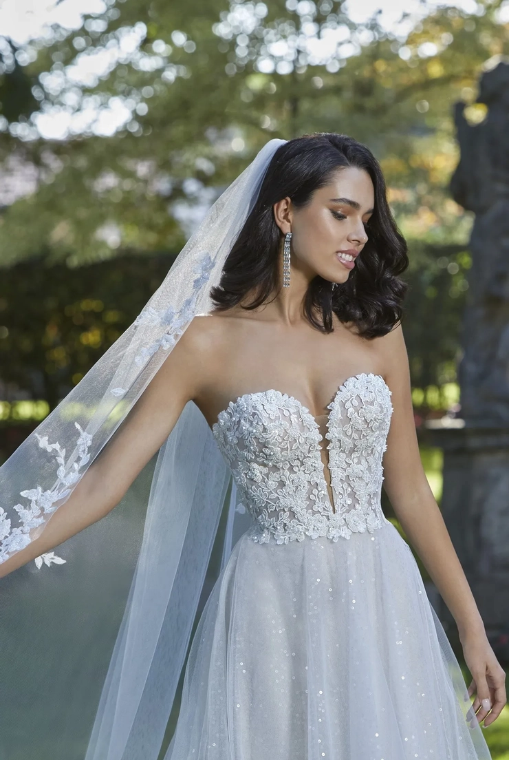 Demetrios 8157