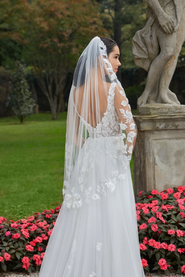 Demetrios 8165