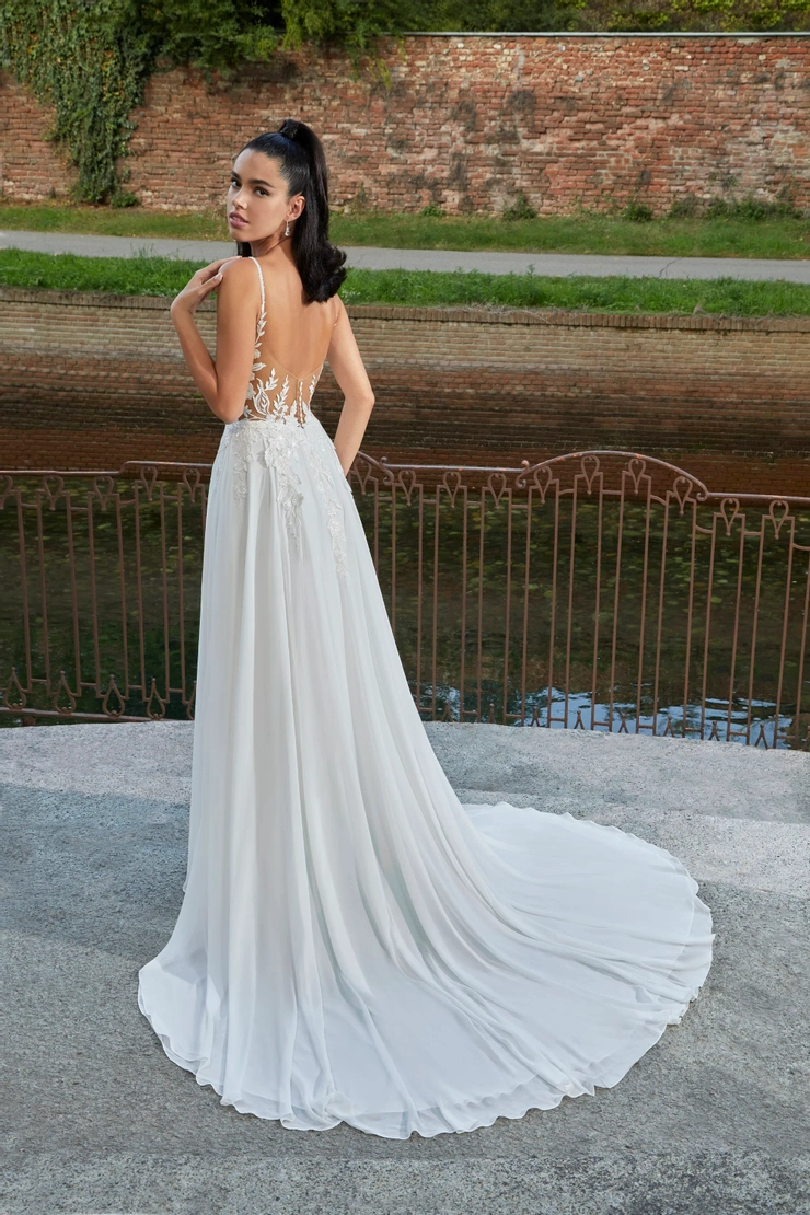 Demetrios 8197