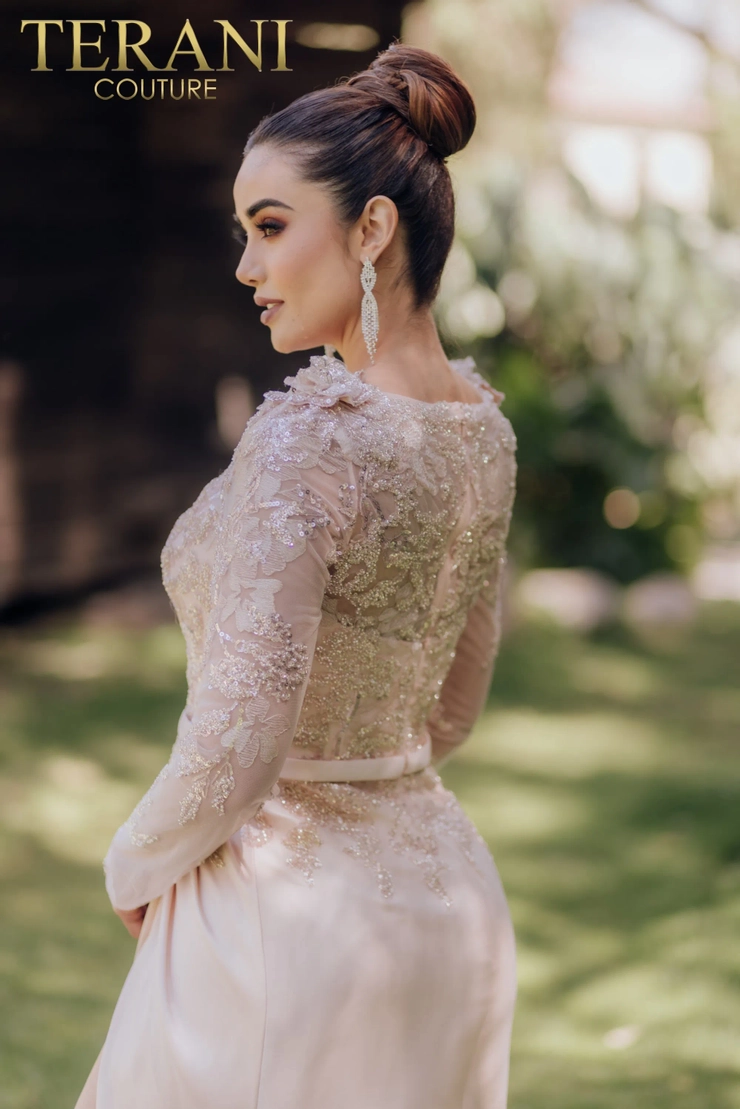 Terani Style #232M1557 #2 backface vertical cropped picture