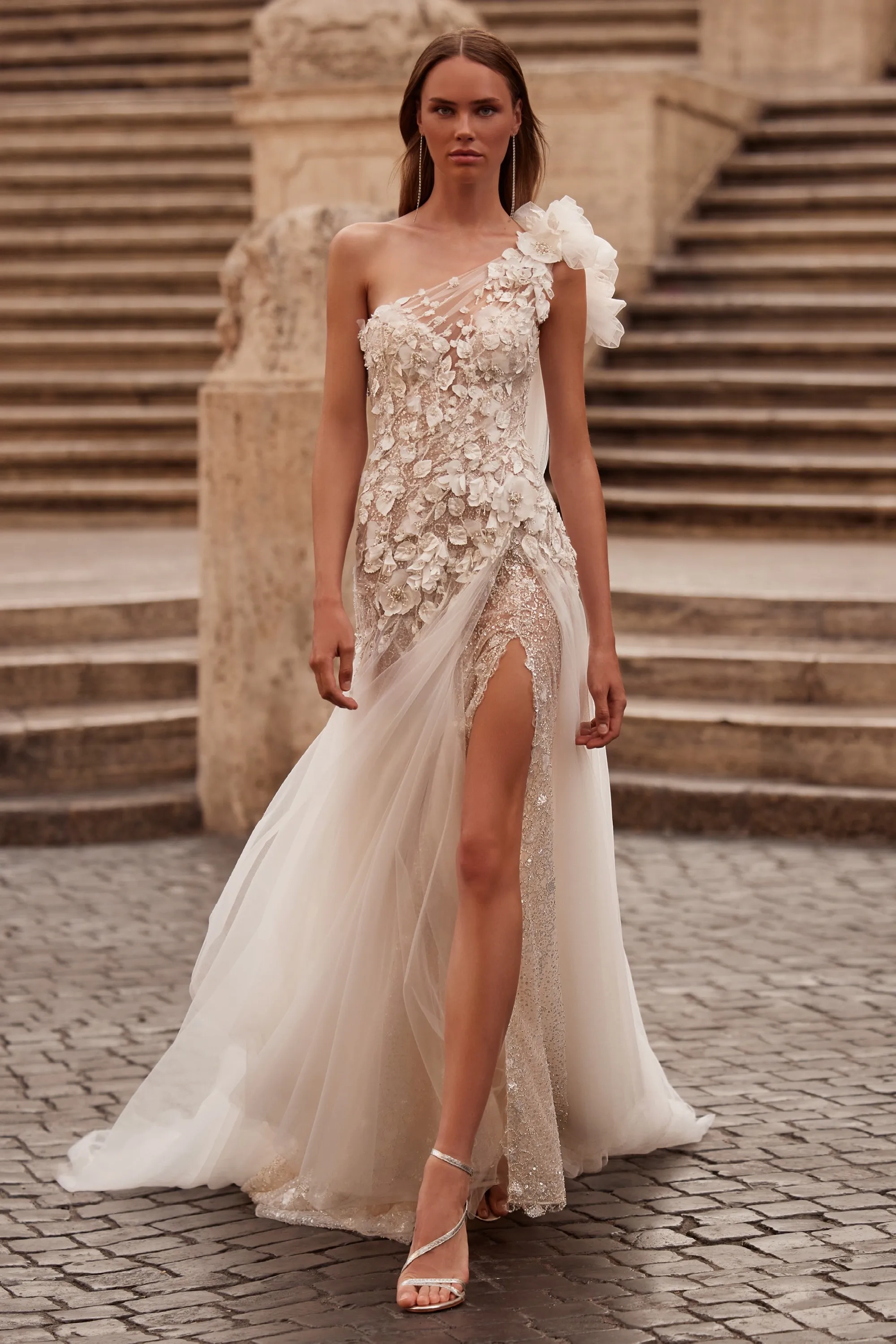 サーキュラースリーブフラワードレス　ブラウン　Mshort サーキュラースリーブフラワードレスブラウンMshort