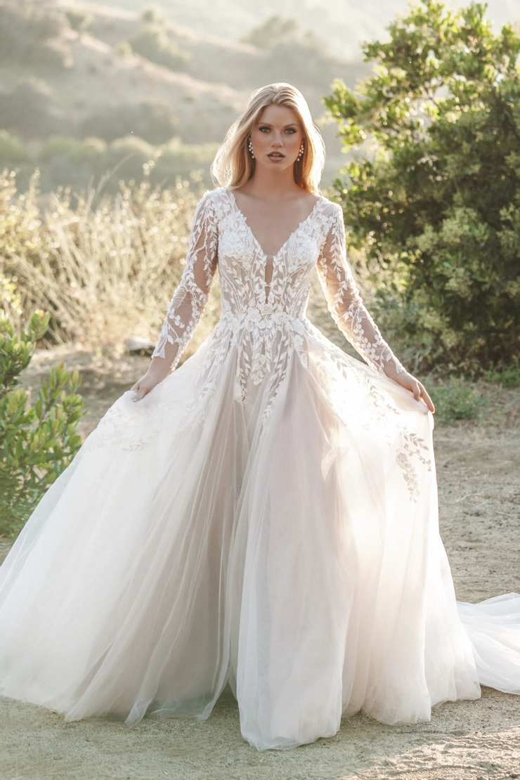 Allure Romance R3708 - Nikki's Glitz and Glam Boutique