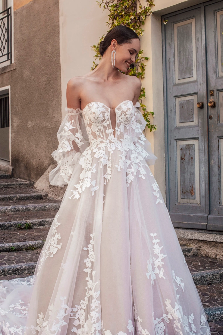 Madison James Backface Thumbnail Image