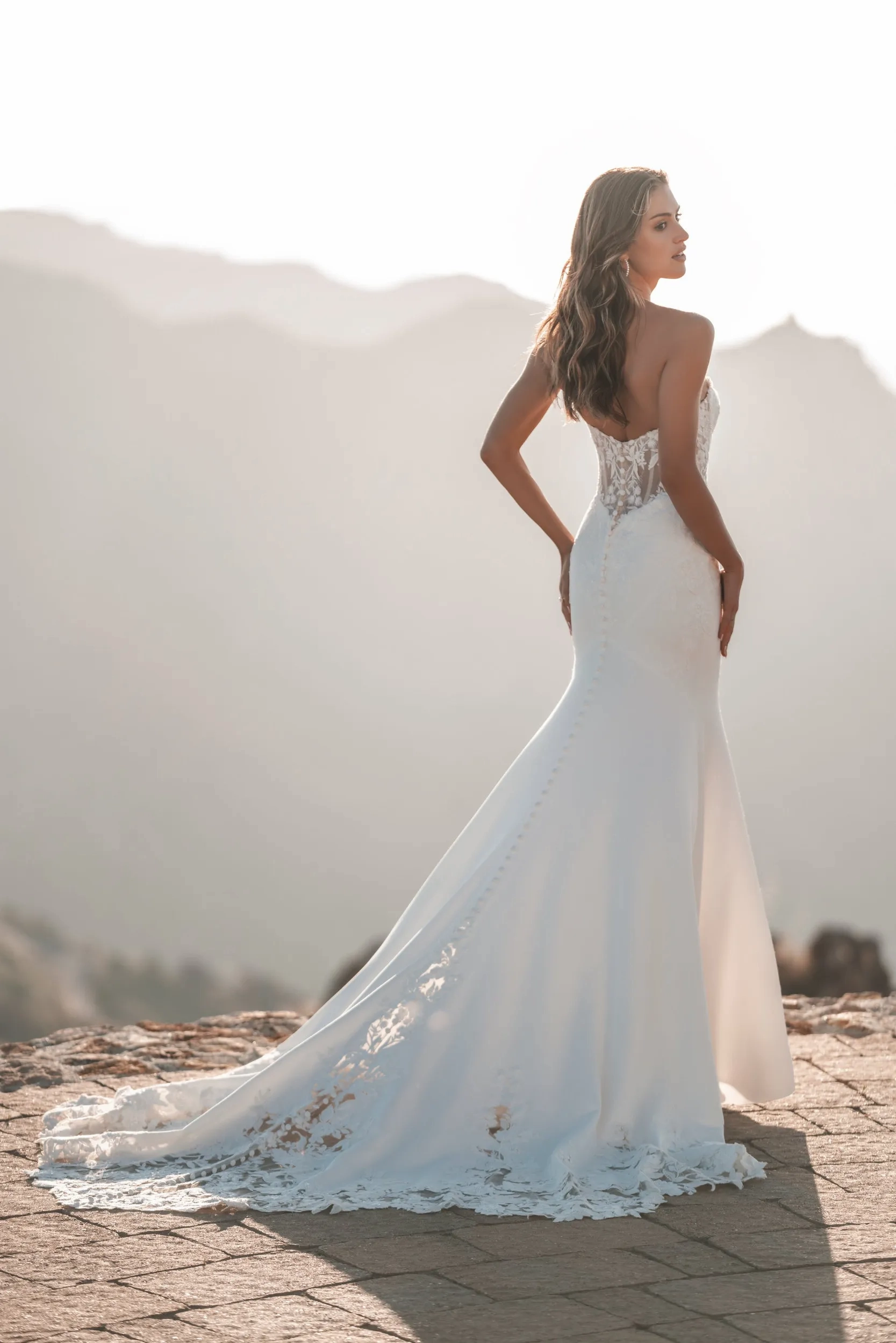 chinese dress ladies Allure Bridal Gown 9814, Ivory/silver size 10, Lace bodice & Train det   KasiasBridalOutlet