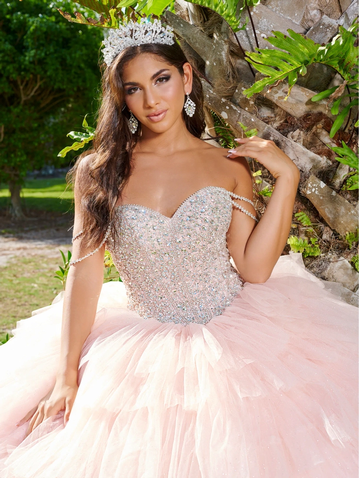 LizLúo Quince Style #26071 #4 frontface vertical cropped picture