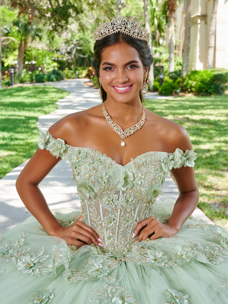 LizLúo Quince Style #26073 #7 frontface vertical cropped picture