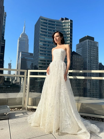 House of Savin Ashton #3 frontface vertical thumbnail