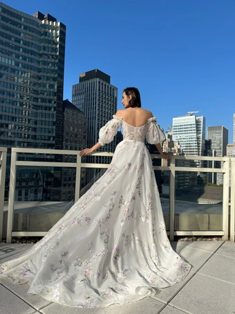 House of Savin Gabriella #2 default backface vertical thumbnail