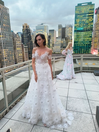 House of Savin Style Heather #1 default frontface vertical thumbnail