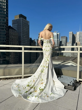 House of Savin Hunter #2 backface vertical thumbnail