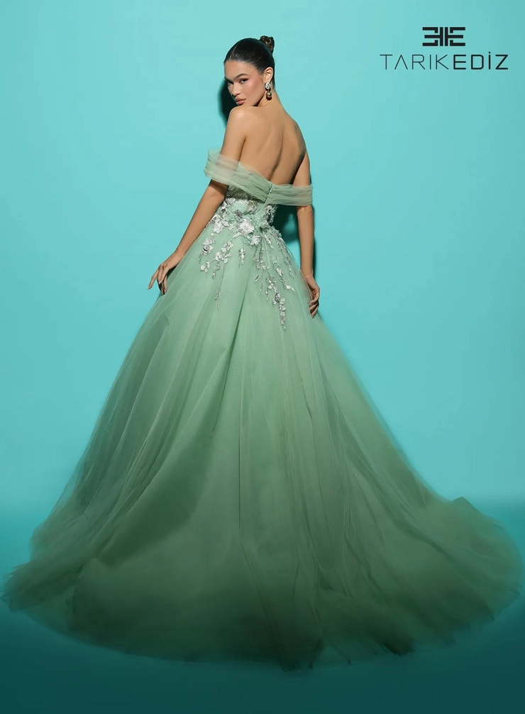 Tarik Ediz Style #98472 #1 default backface vertical picture