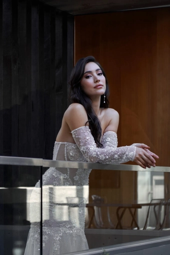 Serene Amé Boone #1 frontface vertical cropped thumbnail