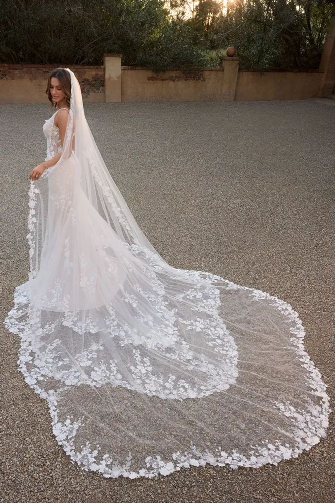 Sophia Tolli Première | Sophia Tolli - ST634VEIL | Sophia Tolli