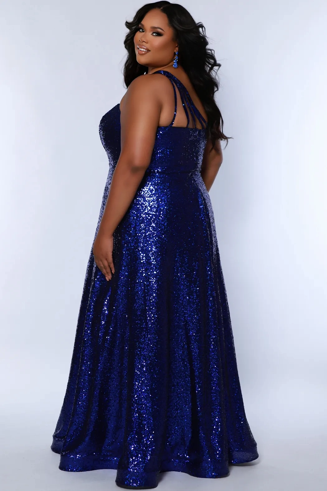 formal dresses size 12 sydney ASTR the Label Zaira Dress in Black main image 1