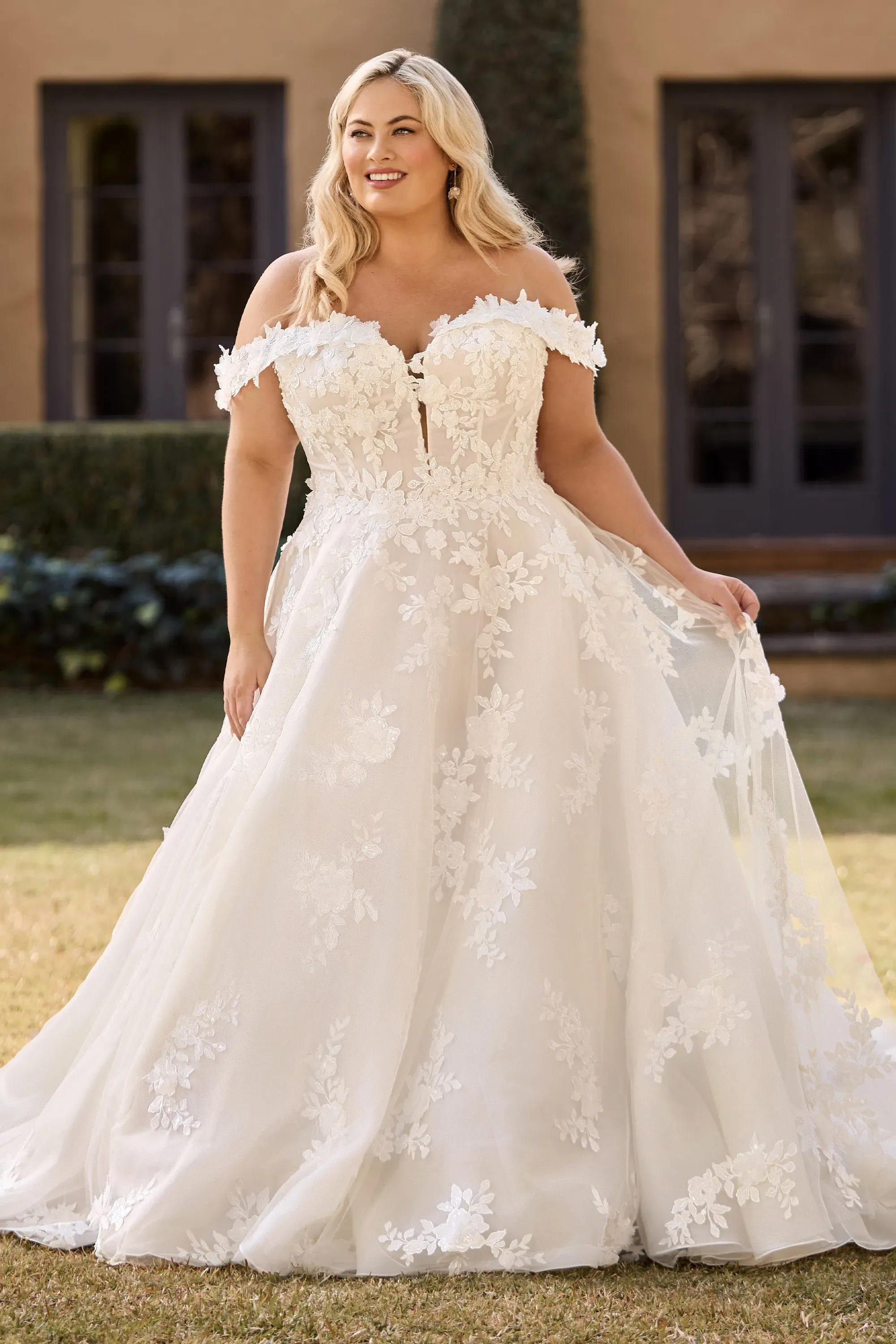 プロフ見て→sophia Sophia Tolli Première - ST631 | Samila Bridal and Formal