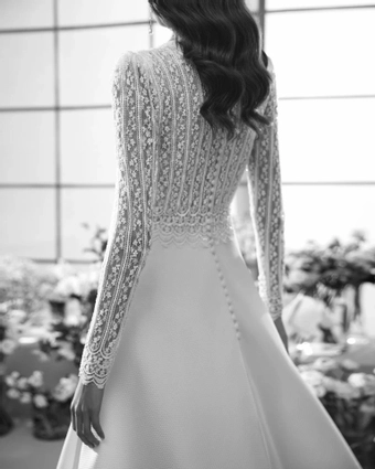 Rosa Clara Couture 8110 #2 backface vertical cropped thumbnail