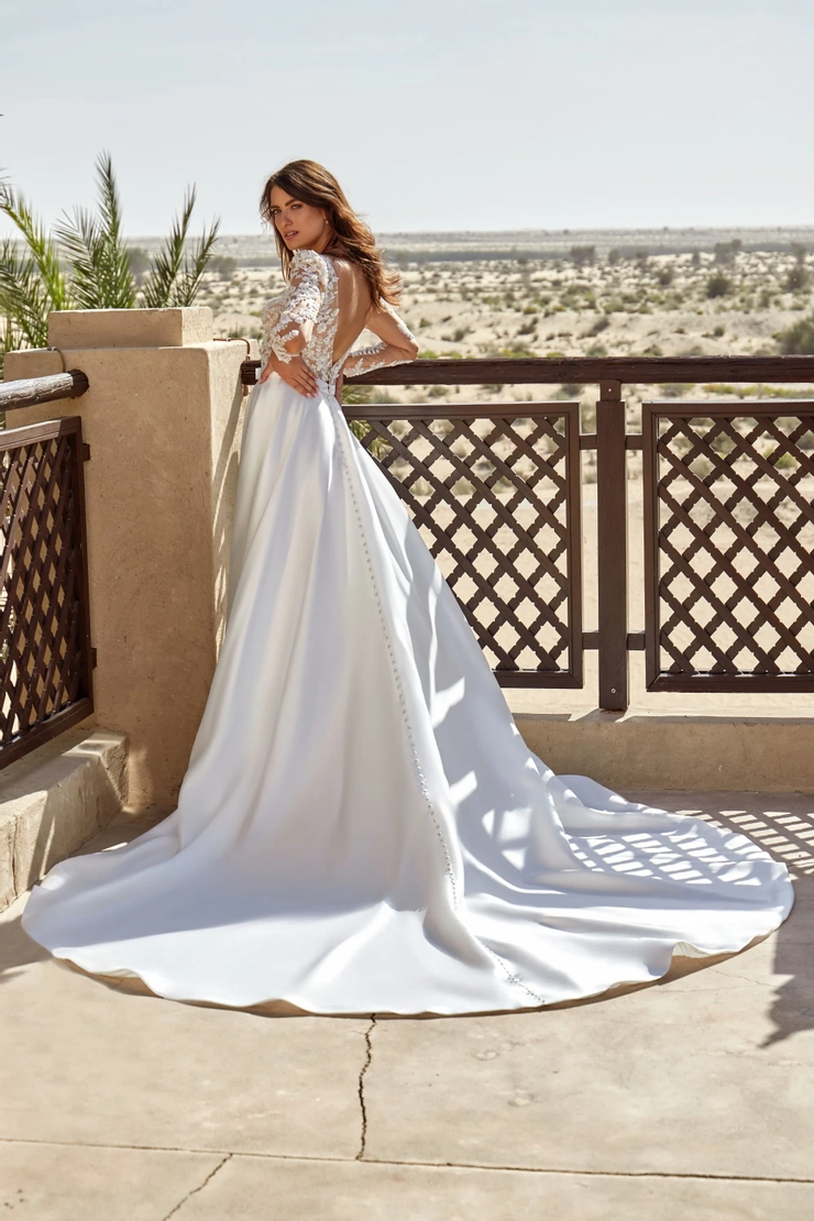 Dando London | Emma Louise Bridal - Honesty | Emma Louise Bridal