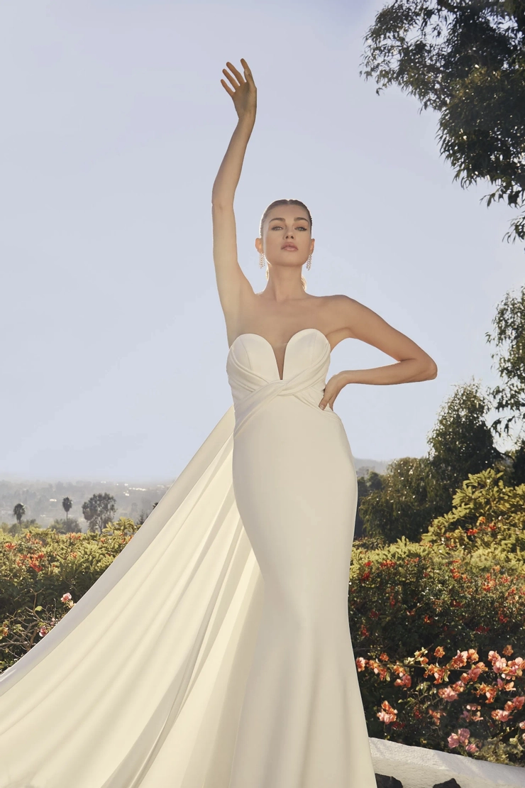 Casablanca Bridal LE127