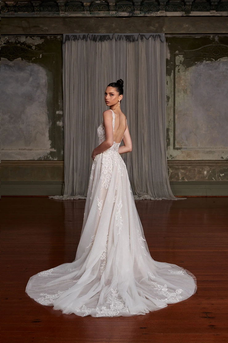 Evie Young - Sera | The Bridal Boutique by MaeMe