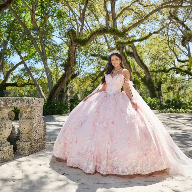 Princesa by Ariana Vara | Esmeralda's Bridal & Quinceanera