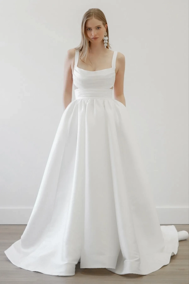 Locket Melora Style #11250 #1 frontface vertical picture