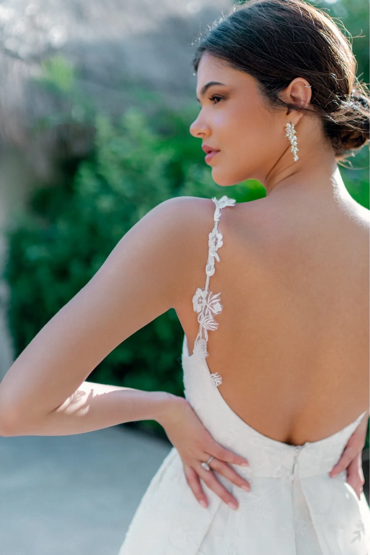 Locket Addison Style #11721 #9 backface vertical cropped picture