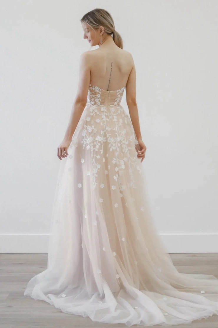 Locket Lorina Style #11724N #1 default backface vertical picture