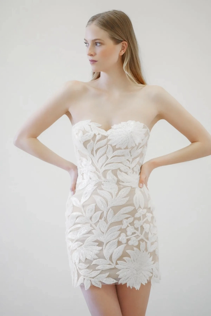 Locket June Mini Style #11827 #1 frontface vertical picture