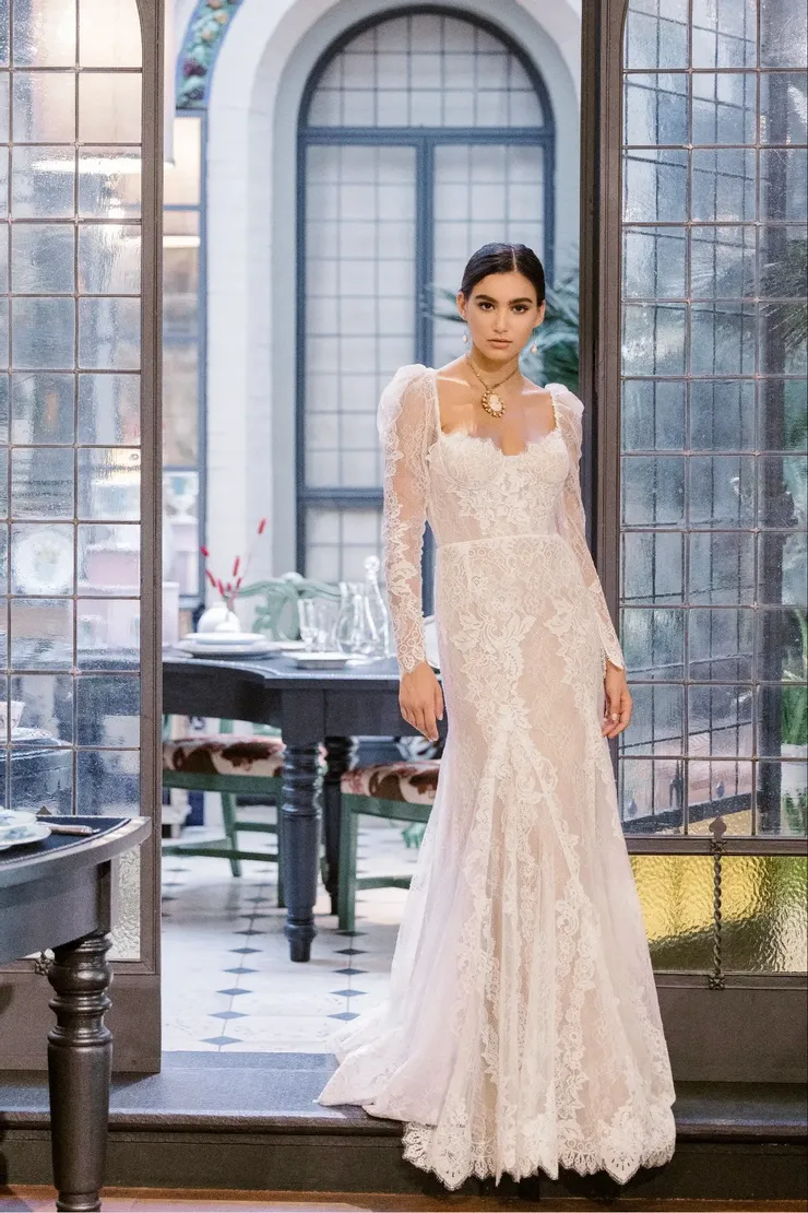 Watters Ti Amo 65100B #0 default frontface vertical picture