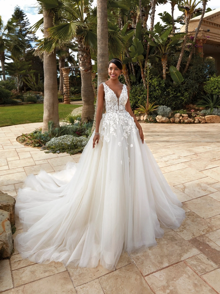 Demetrios Style #1236 #1 frontface vertical picture