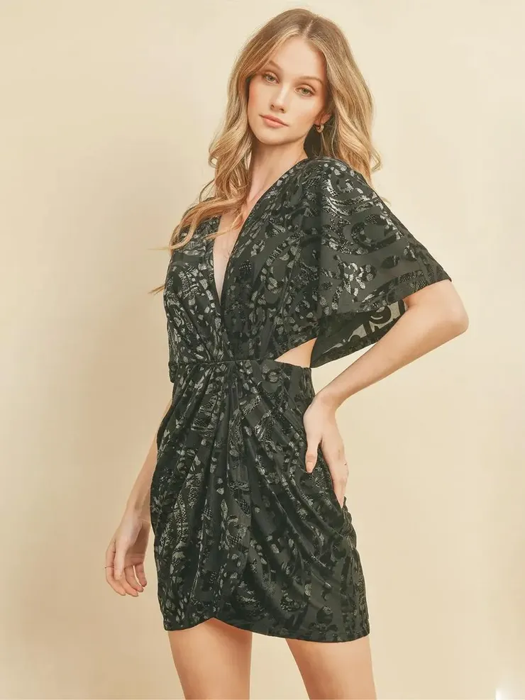 estelles short dresses NEW @portiaandscarlett short dresses are HERE ...but not for long!! Get them at Estelle's Dressy Dresses before they're GONE! 1600 Broadhollow Rd. Farmingdale, NY 11735 Open EVERYDAY 10AM -