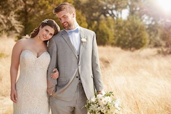 Essense of Australia Plus Size D2116