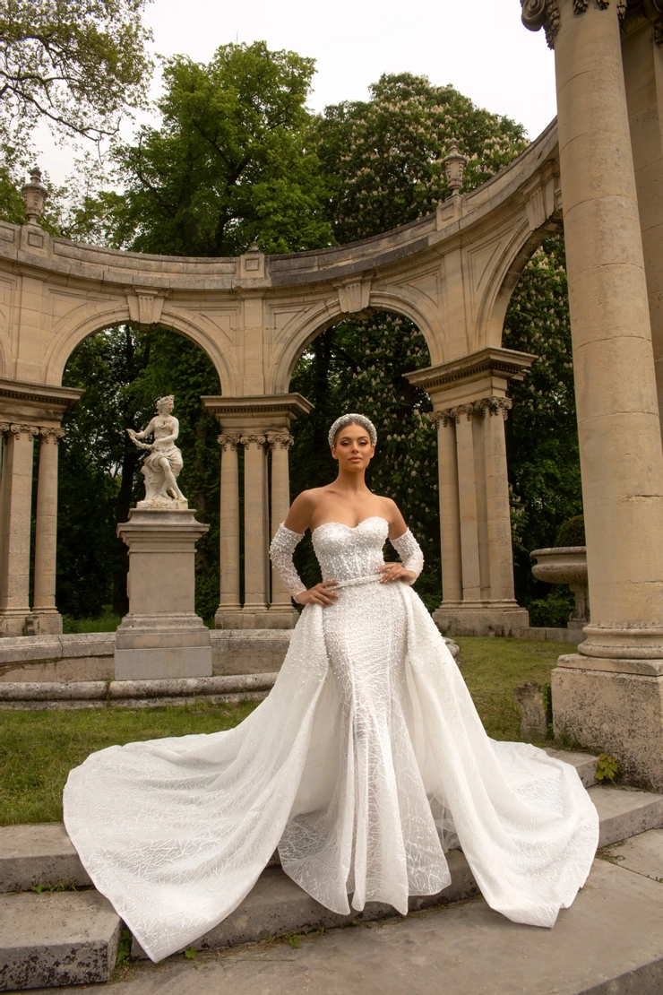 Sima Couture Backface Thumbnail Image