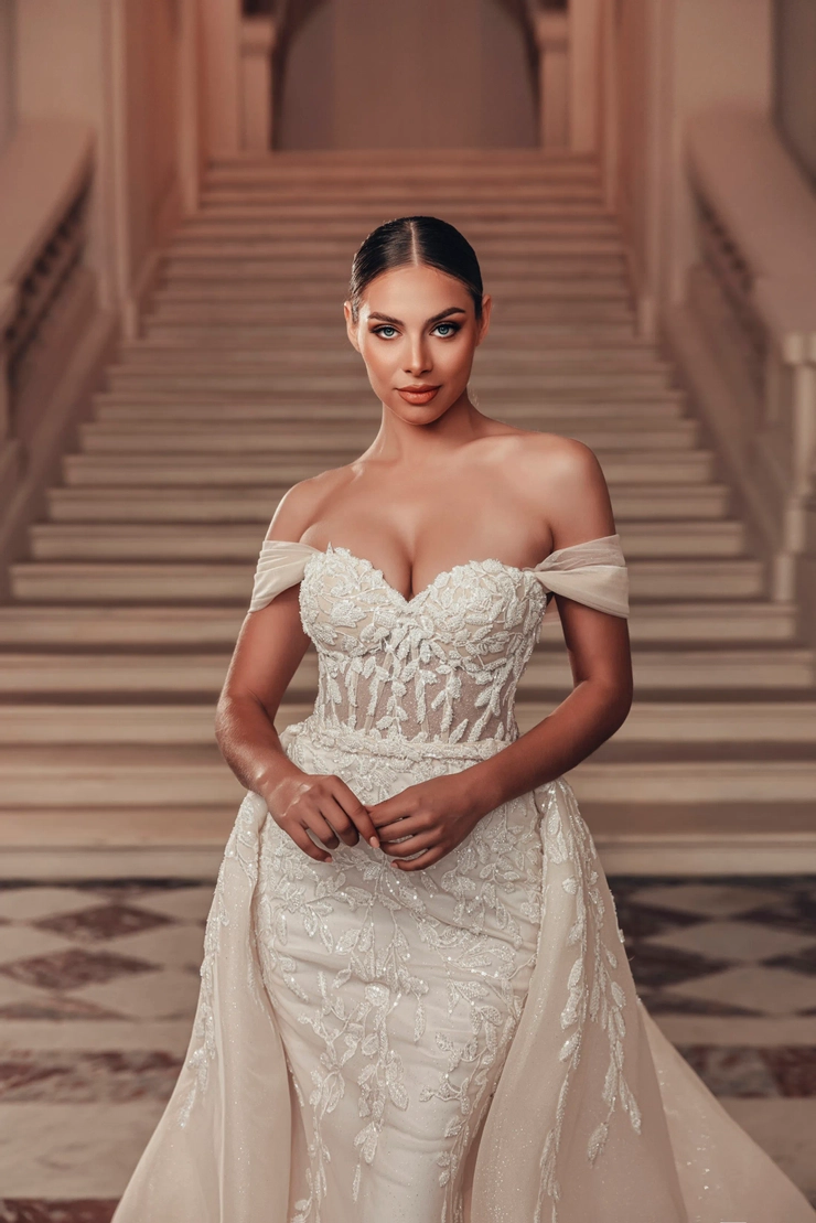 Diamond Collection Backface Thumbnail Image