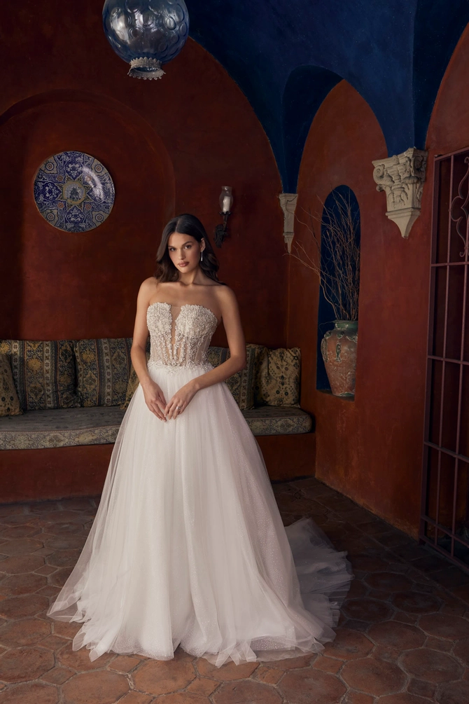 Casablanca Bridal | The Southern Swan - 2547 | The Southern Swan