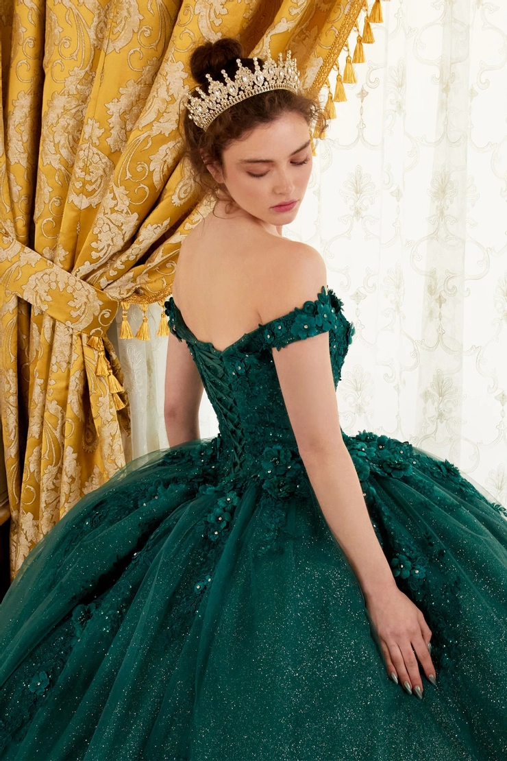 Ladivine by Cinderella Divine Style #15702 #24 backface vertical cropped picture