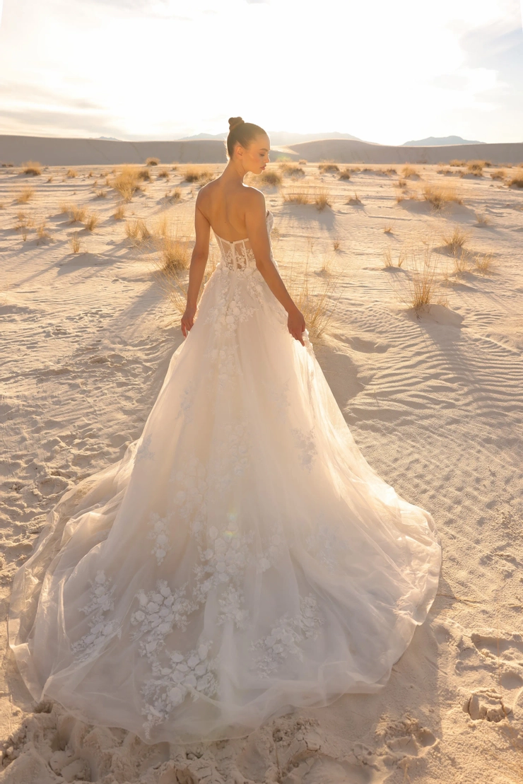 JH Bridal by Jimme Huang Backface Thumbnail Image