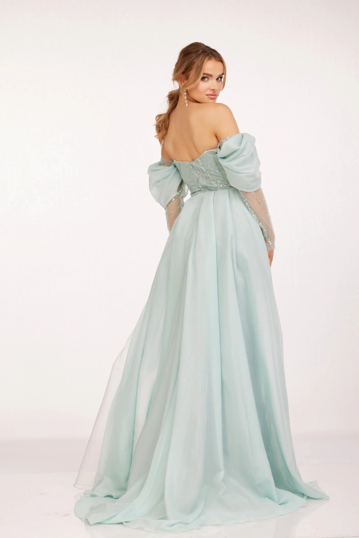 Cecilia Couture Style #103 #3 backface vertical picture