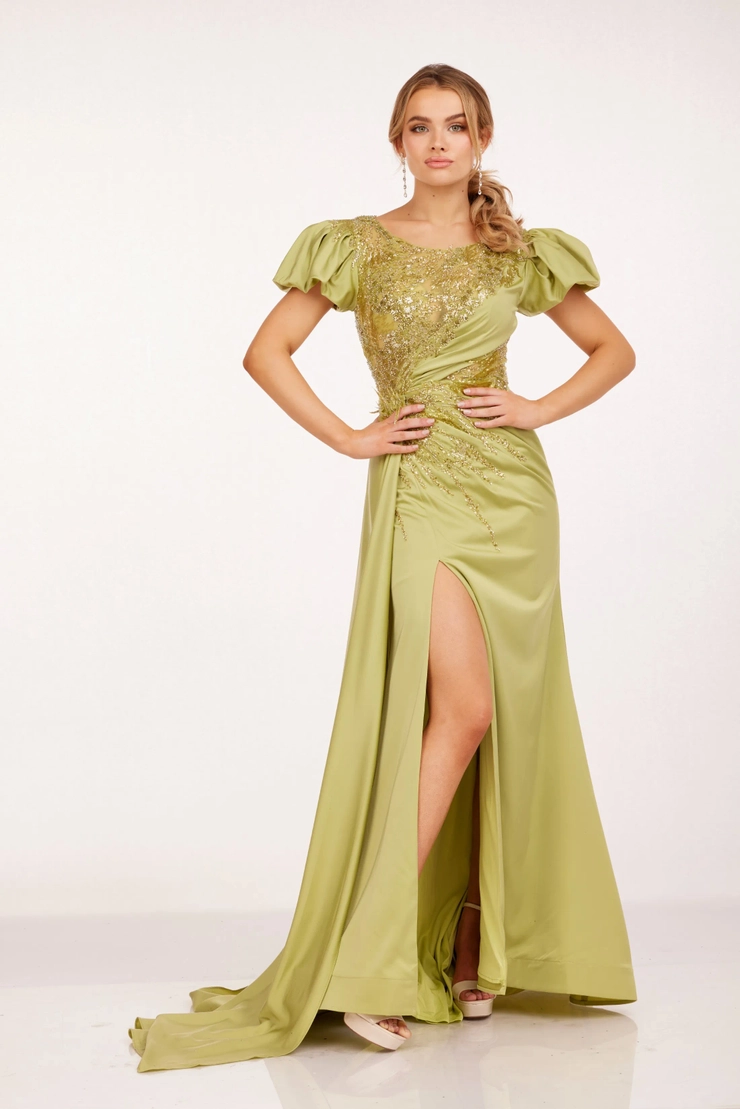 Cecilia Couture Style #108 #1 frontface vertical picture