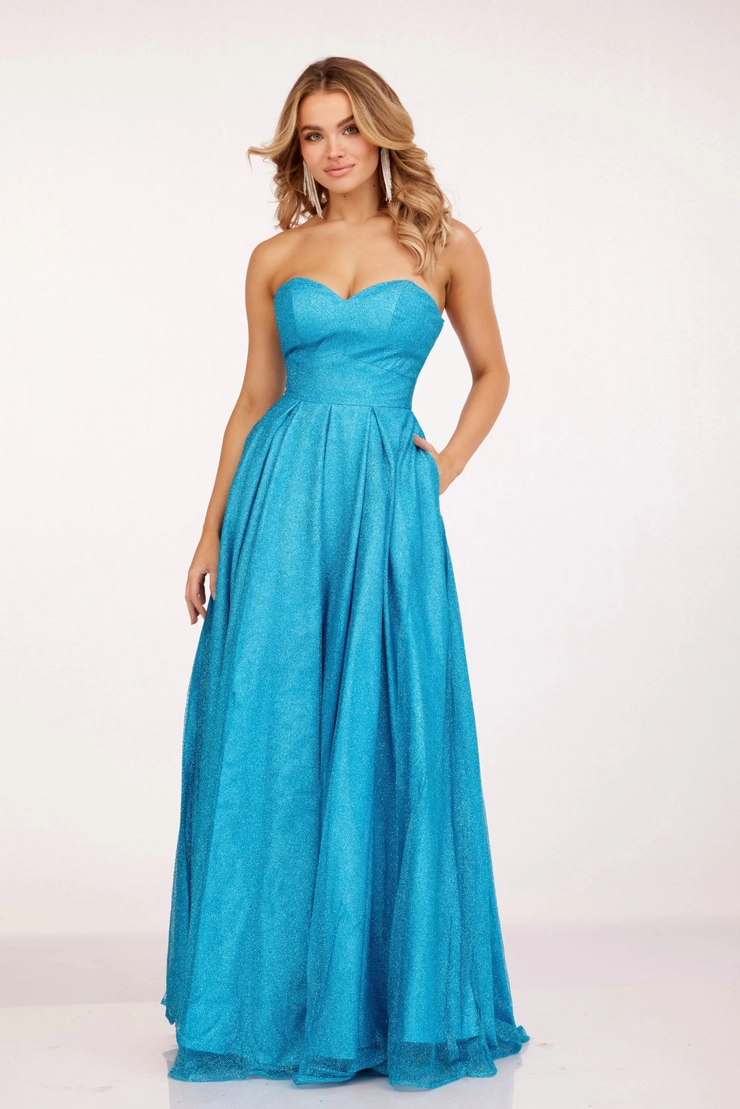 Cecilia Couture Style #2207 #1 frontface vertical picture