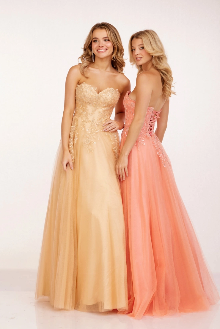 Cecilia Couture Style #2264 #1 vertical picture
