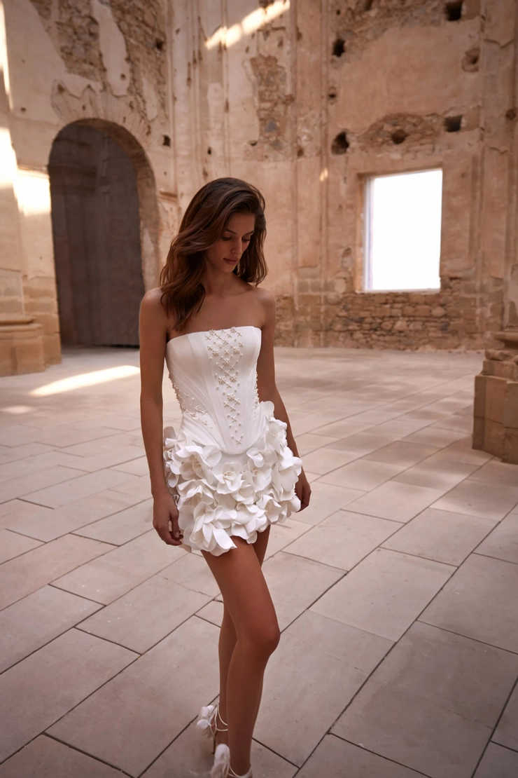 Milla Nova Style #Ezra Default Thumbnail Image