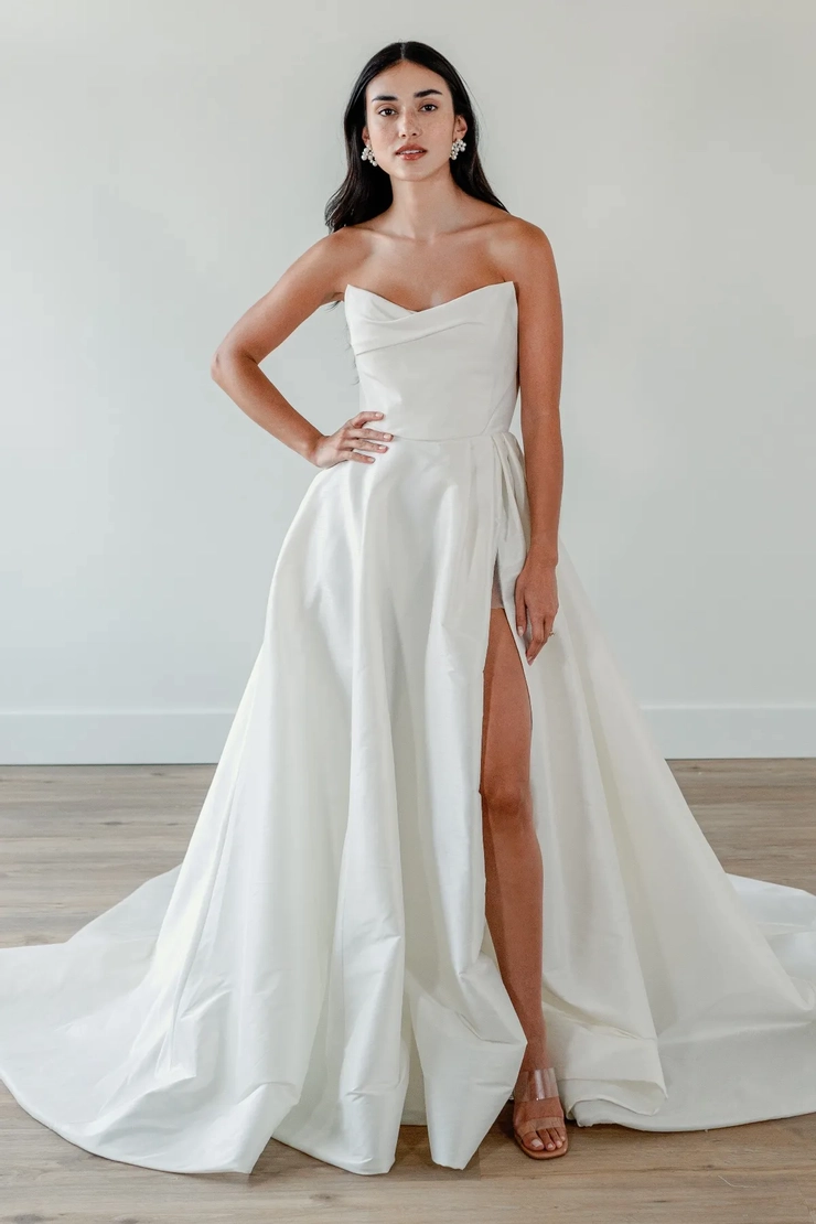 Willowby | The Poinsett Bride - 52354 | The Poinsett Bride