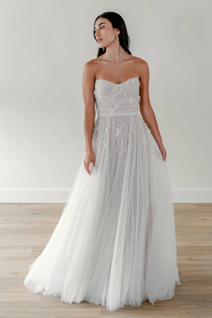 Willowby Alula 52613 #1 frontface vertical picture