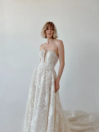 Colby John R2401 #0 default frontface vertical thumbnail