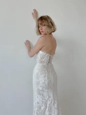 Colby John R2407 #2 default backface vertical thumbnail