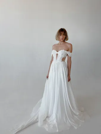 Colby John R2412 #0 default frontface vertical thumbnail