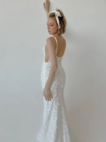 Colby John R2419 #2 backface vertical thumbnail