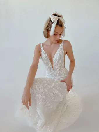 Colby John R2419 #3 frontface vertical cropped thumbnail